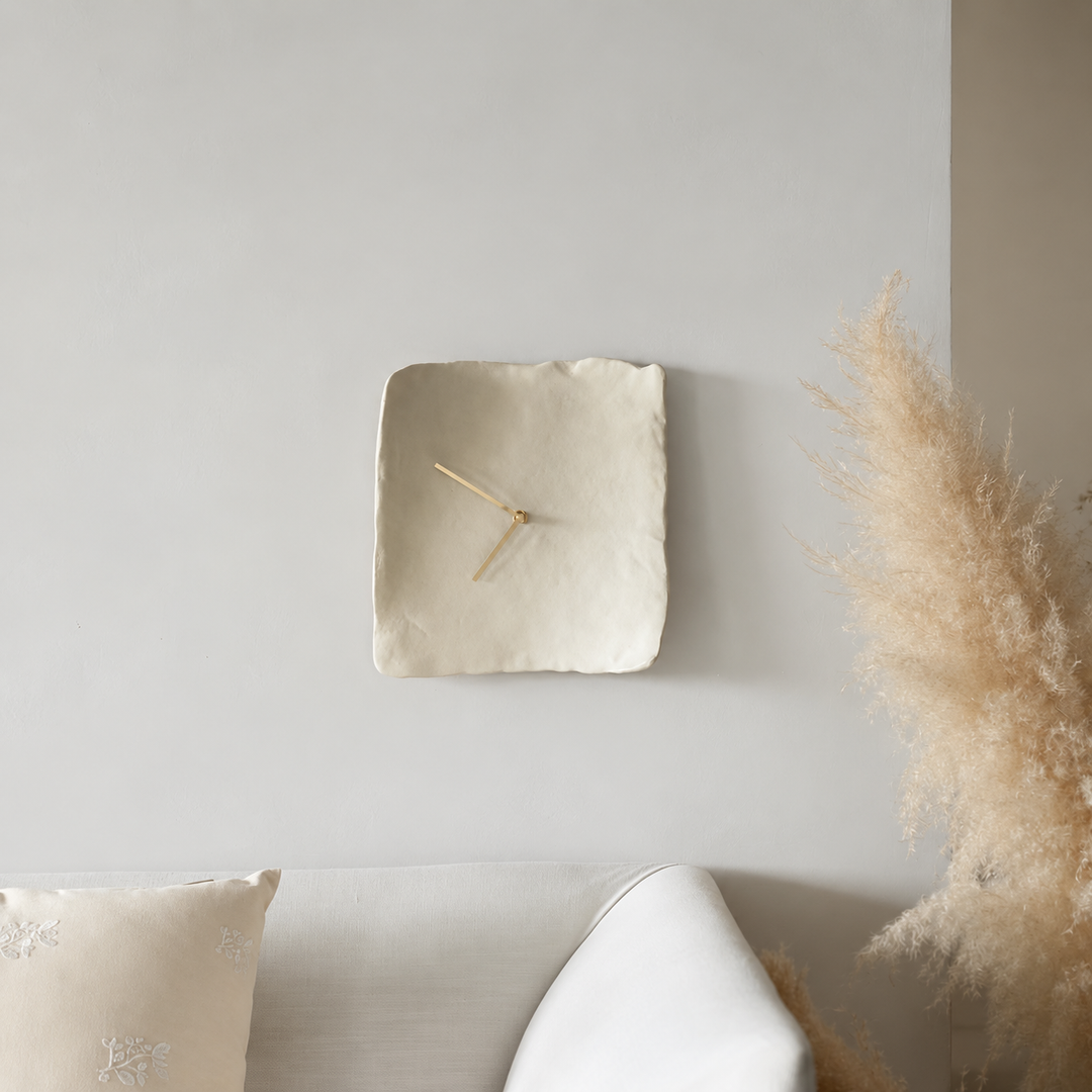 Wall Clocks Singapore – Decorative Timepieces for Home