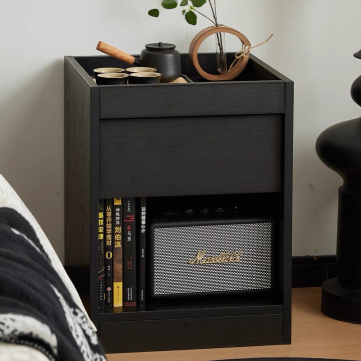 ELLIOT Modern Side Table