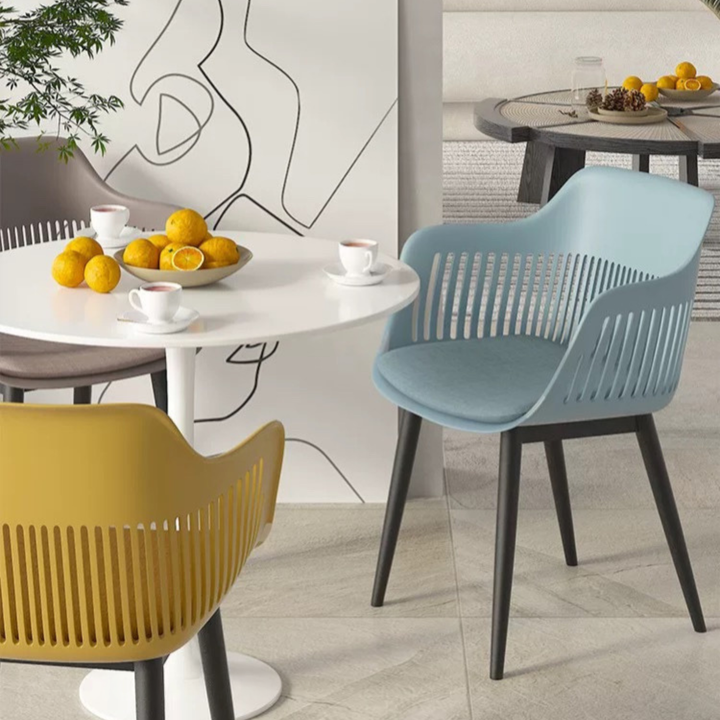 CASSANDRA Modern Plastic Dining Chair