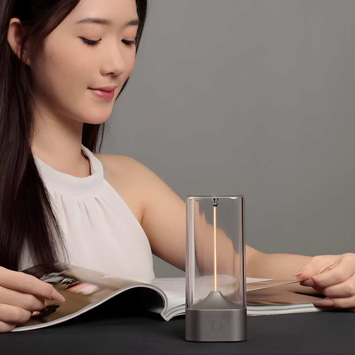 GARRICK Modern Table Lamp