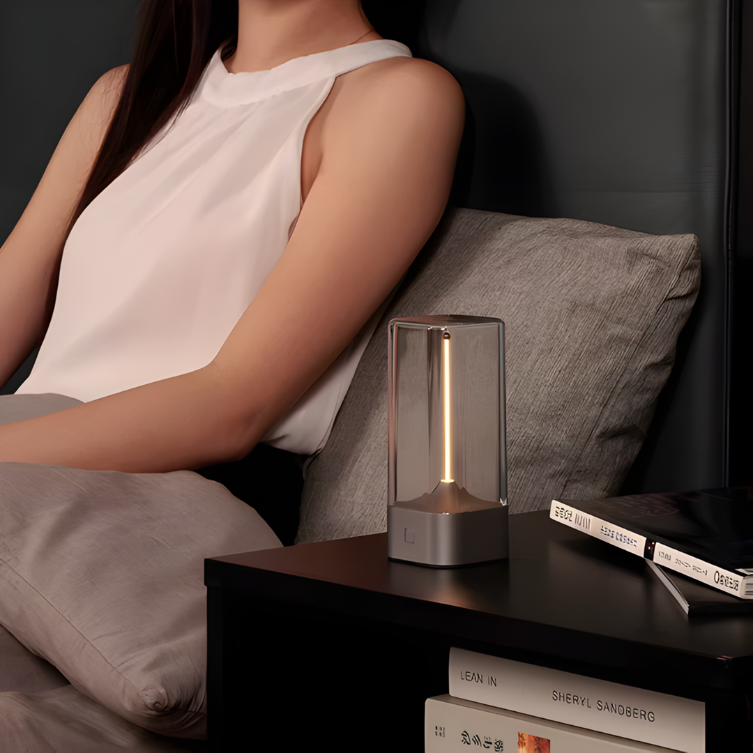 GARRICK Modern Table Lamp