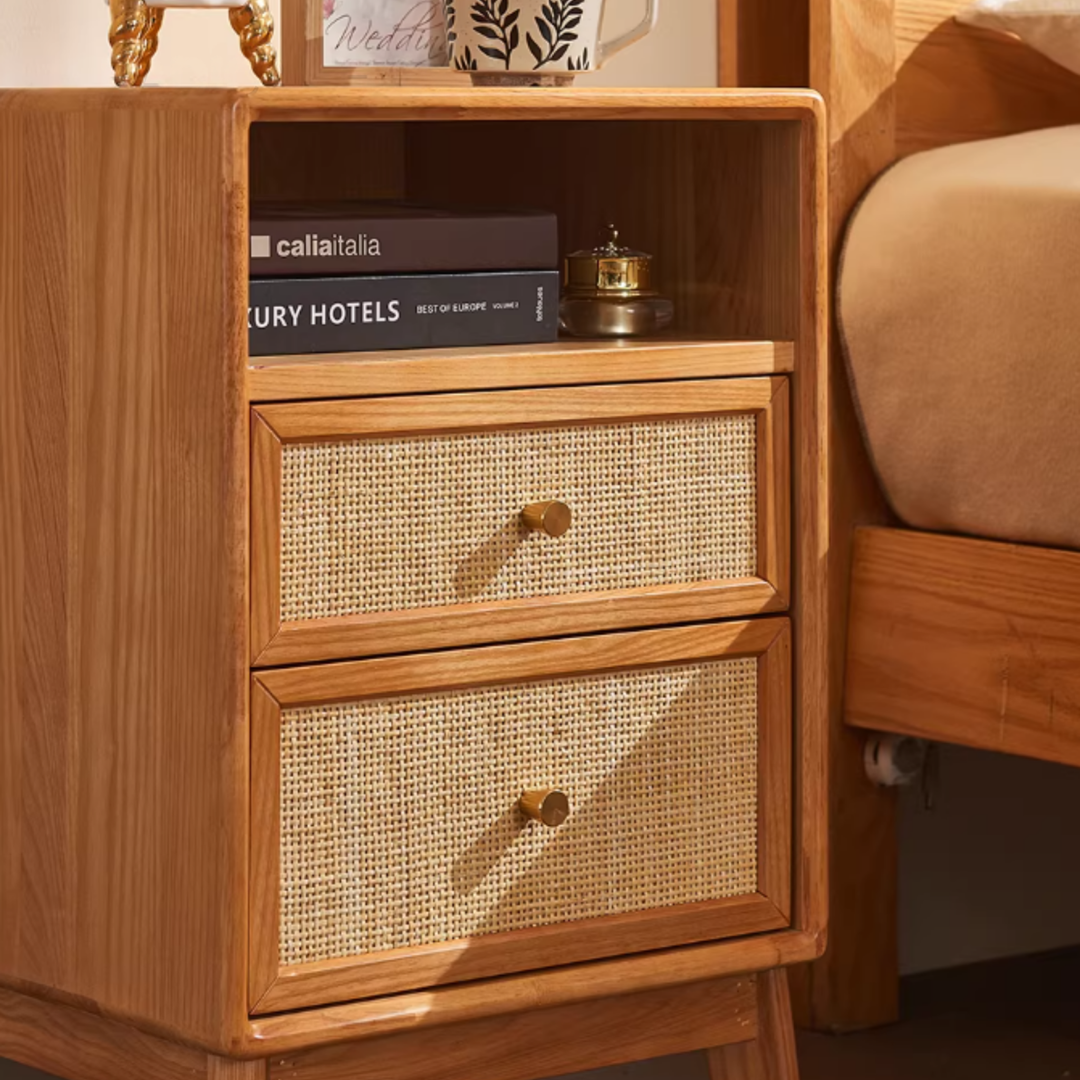 VELMORA Rattan Bedside Table
