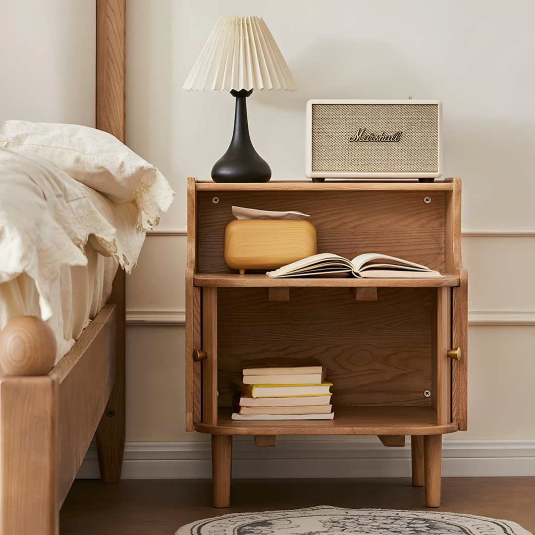 AVELIN Modern Solid Wood Bedside Table