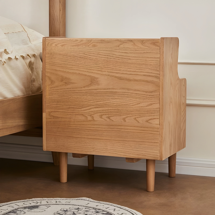 AVELIN Modern Solid Wood Bedside Table