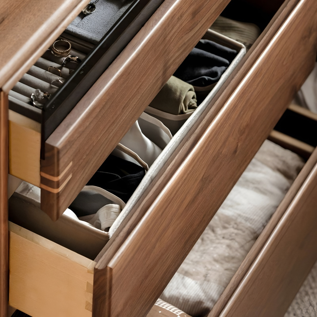CHERVAL Modern Solid Wood Vanity Table