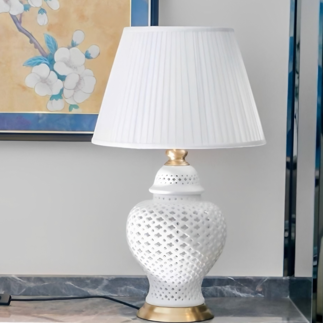 VITRUVIAN Roman Ceramic Table Lamp