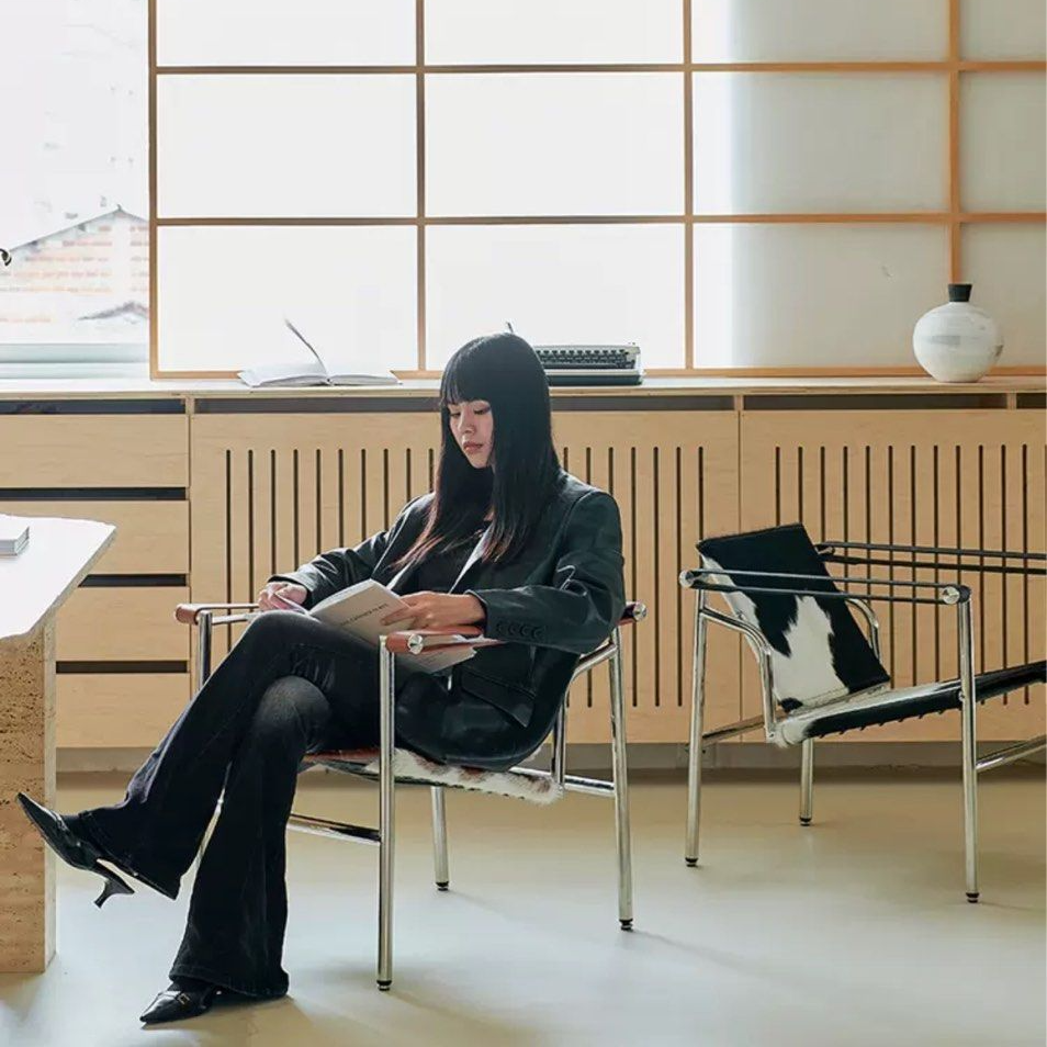 CORVAIL Modern Cowhide Leather Lounge Chair - Cassa Haus Singapore