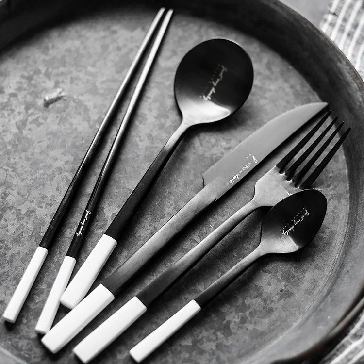 VALDORIEN Flatware Set - Cassa Haus Singapore
