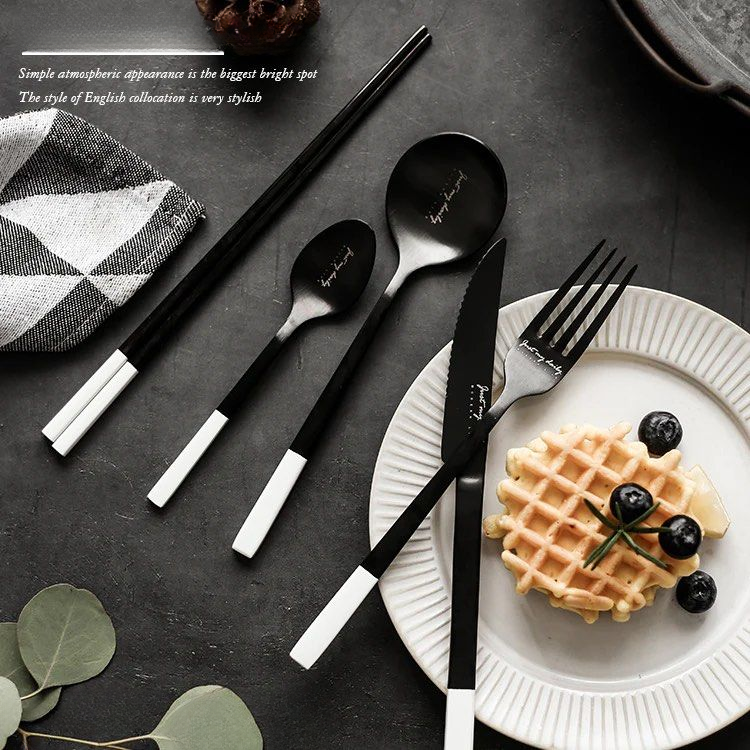 VALDORIEN Flatware Set - Cassa Haus Singapore