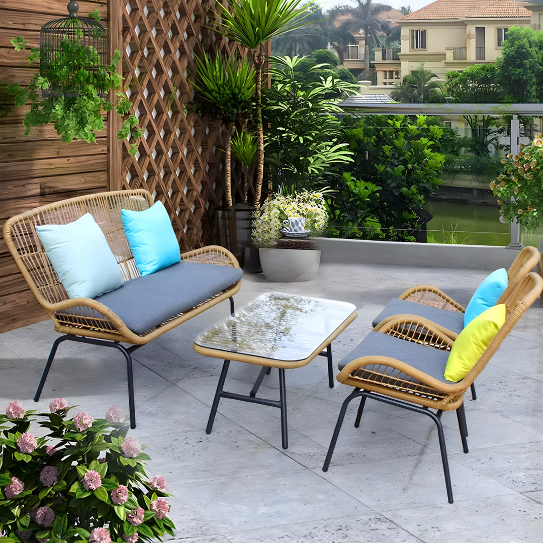 QAVRION Rattan Outdoor Table And Chairs