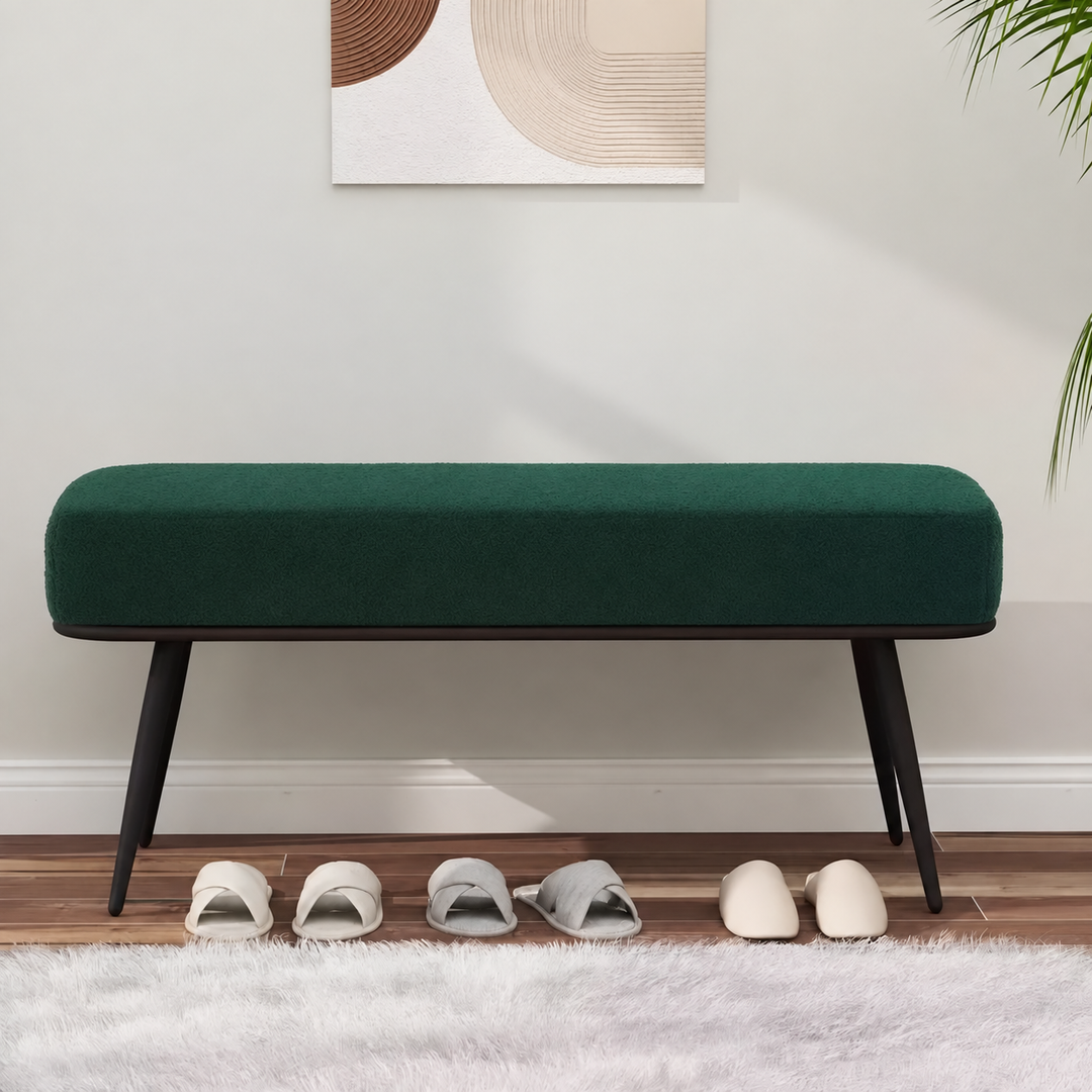 CAVERO Modern Lambswool Bench