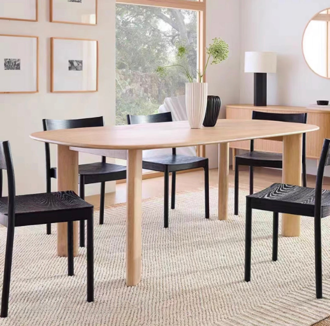 OVALIS Solid Wood Oval Dining Table