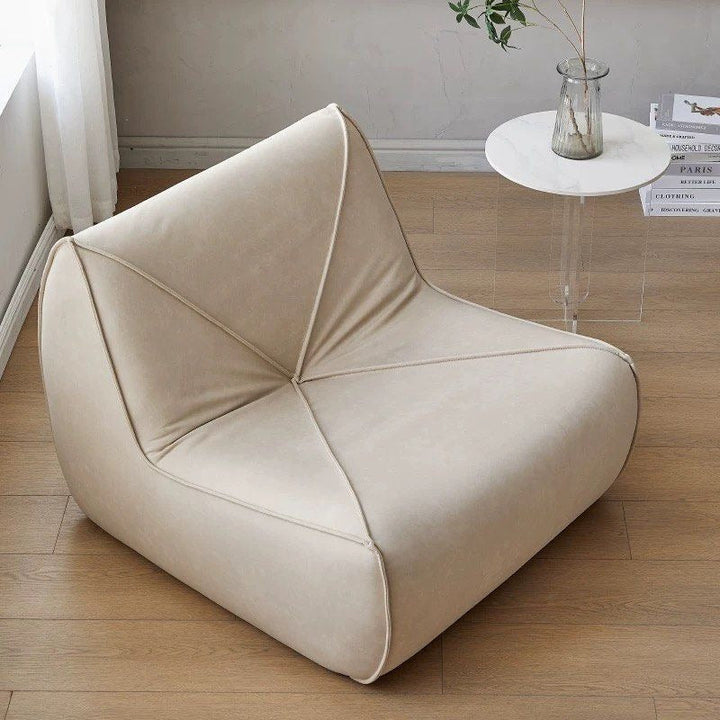 SORAQ Modern Spill Resistant Lounge Chair