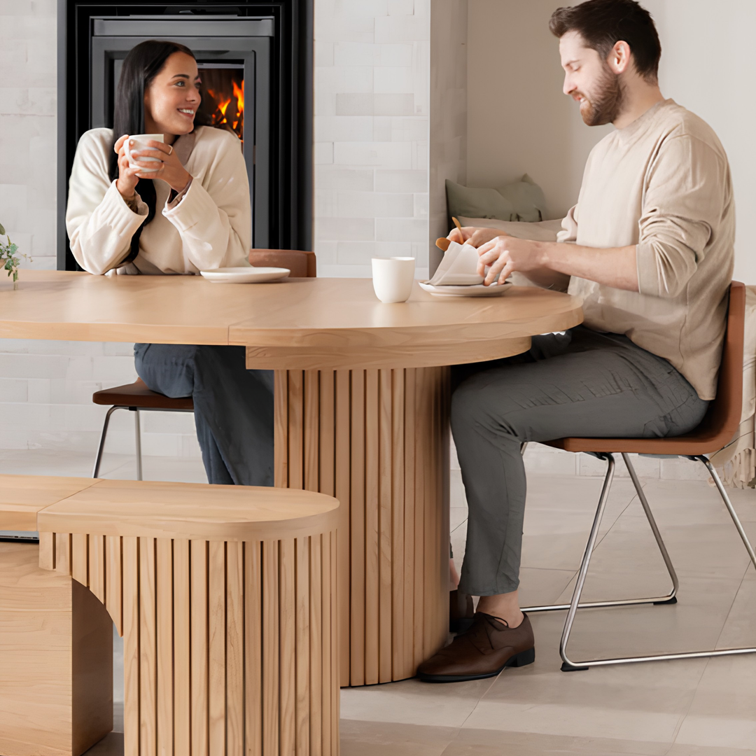 TAMBOURINE Modern Extendable Solid Wood Dining Table