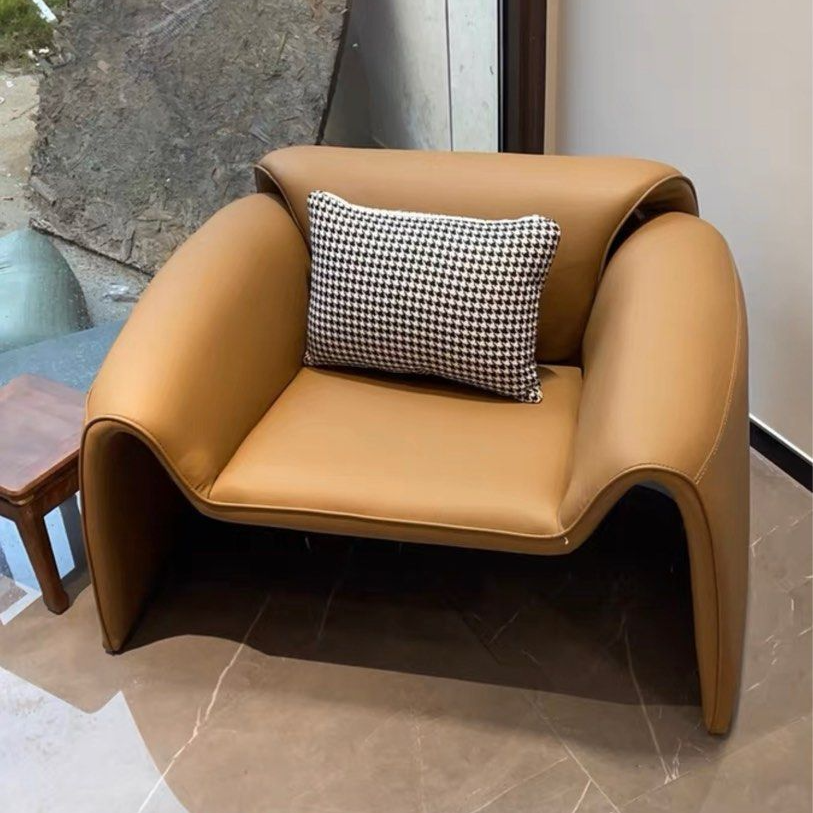 ARQENZA Lounge Chair