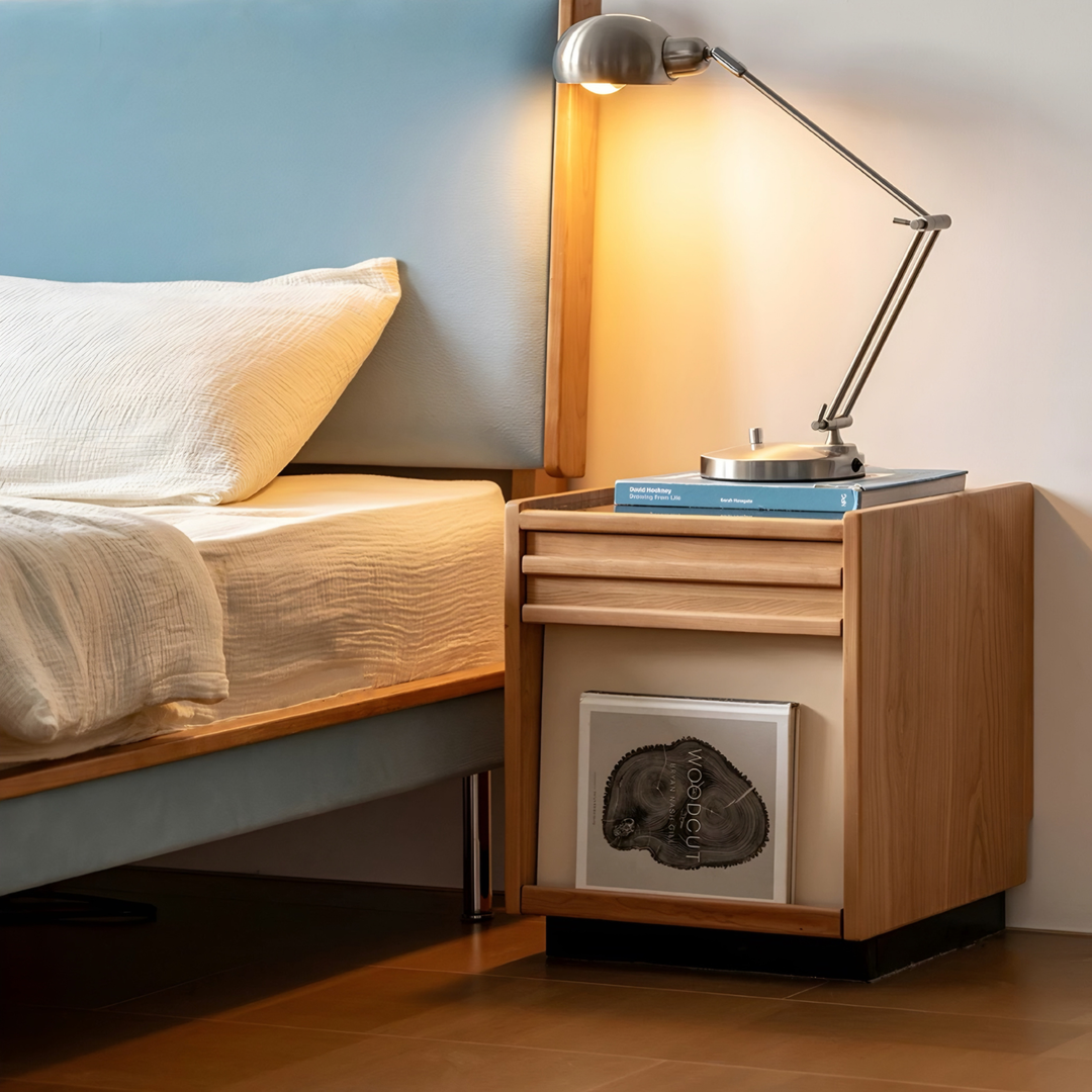 ELMAR Japandi Solid Wood Bedside Table