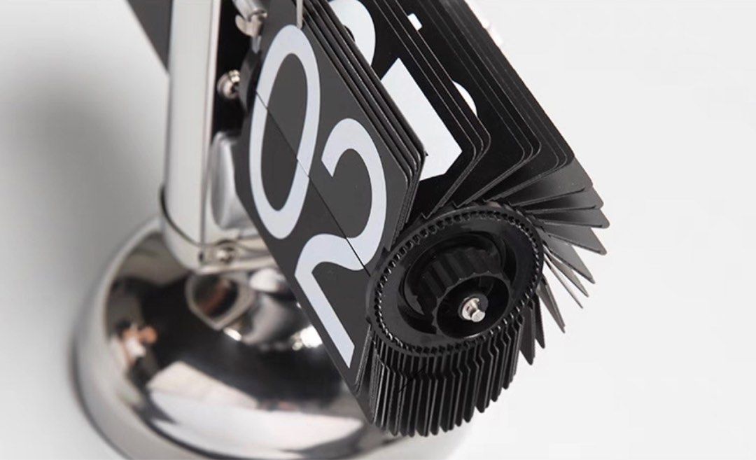 JHUDE Modern Automated Clock - Radical Homes Singapore