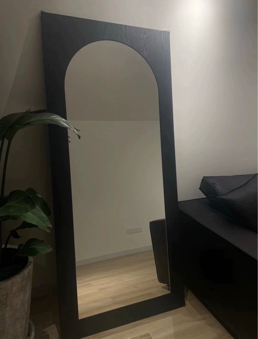 KILVURNE Standing Mirror - Radical Homes Singapore