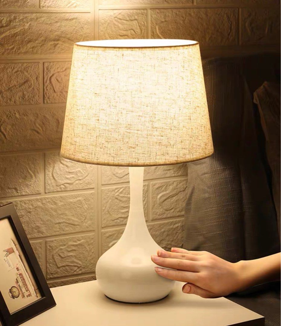 KURSTON Modern Table Lamp - Radical Homes Singapore