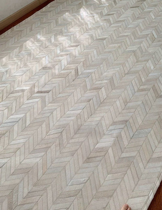 MERAVYSS Modern Cowhide Leather Rug - Cassa Haus Singapore