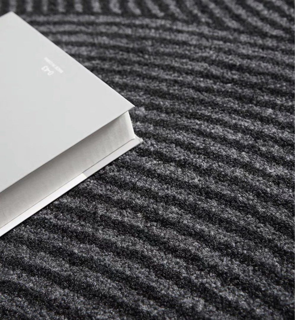 SEAMUS Modern Round Rug - Radical Homes Singapore