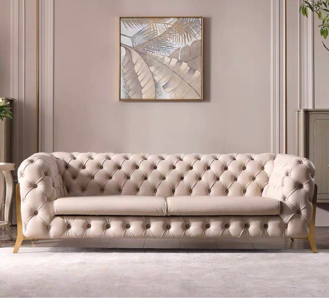 ALVERIS Luxurious Chesterfield Sofa - Radical Homes Singapore