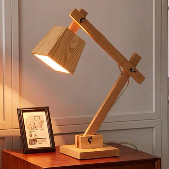 EIRA Scandinavian Table Lamp - Cassa Haus Singapore